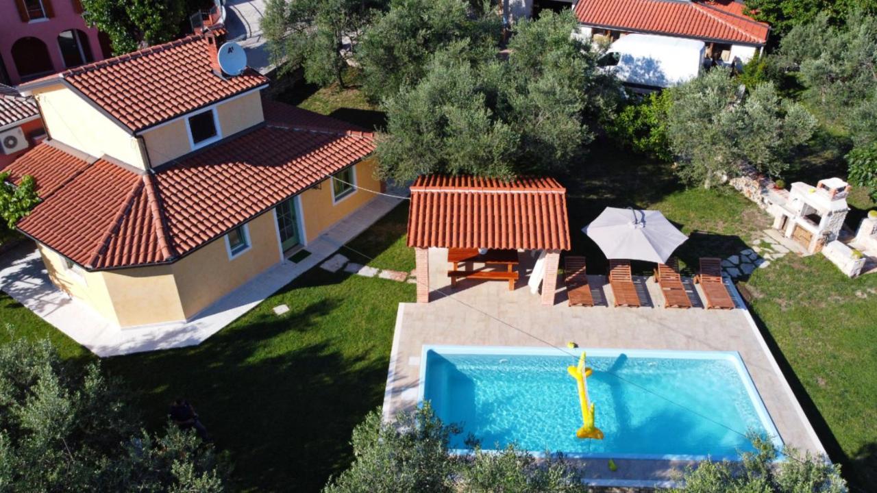 Damjanic Holiday House Brtonigla Exterior photo